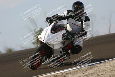 media/Nov-02-2025-Lets Ride (Sun) [[f7a3caa734]]/B Group/1120am (Turn 2 Inside)/